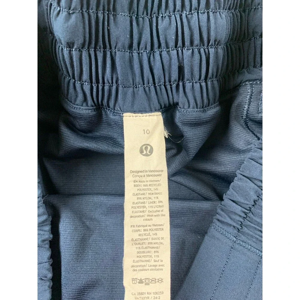 Lululemon Hotty Hot High-Rise Lined Short 2.5” inseam Size 10